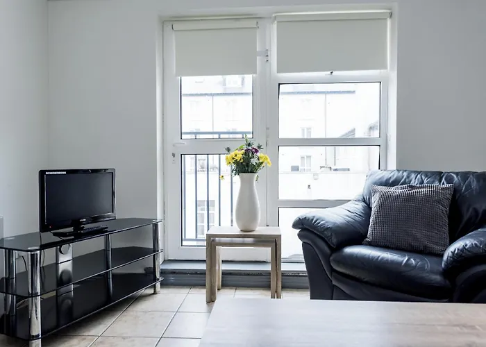 Marine Court Ground Floor Apartment